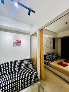 Scr AzureINetflixIBalconyIGames