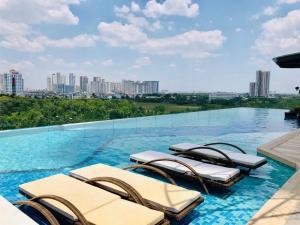 Ho Chi Minh Premium Luxury Apartment by SUV since 2025