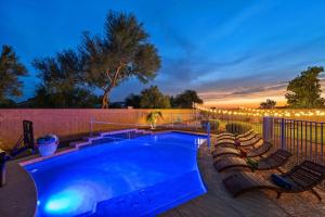 Mirage Peak Manor Luxury Villa Pool Spa Games Hosted by Relaxtay