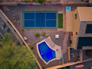 Mirage Peak Manor Luxury Villa Pool Spa Games Hosted by Relaxtay