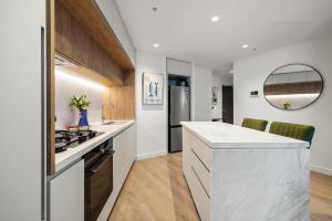 Skyline And Sea Luxe Heated Pool Gym Sauna Steam