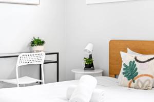 Bright Detached Double Ensuite Room - Near Top Ryde City Shared Amenities