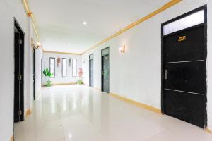 RedDoorz Near RSUD Embung Fatimah Batam