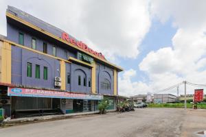 RedDoorz Near RSUD Embung Fatimah Batam