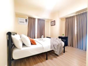 2606T4 Avida Riala IT Park 2 Bedroom Unit T4 55 Smart TV