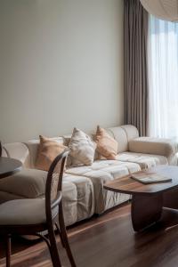 Tobe in Hue 1 - Cozy Apartment with Pool and Gym & City View