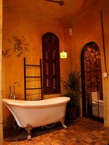 DEMO Inn & Ine - Poetic Studio Stay by ATV