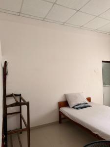 Budget Single Room