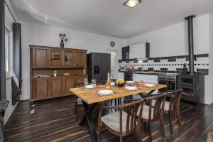 Holiday Home with Pool near Makarsk - Happy Rentals