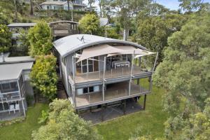 The Point by Coast Hosting