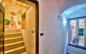 Historic Center, Piazza De Ferrari, Aquarium