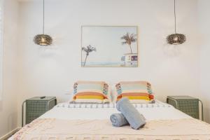 Bridge Beach House Central Barwon Heads Sleeps 12 Walk everywhere Modern beach house Disability Accessible