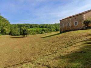 Maisons de vacances Mansion in Aquitaine with Private Pool : photos des chambres