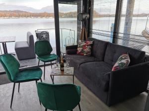 Houseboat Mookerplas met Hottub