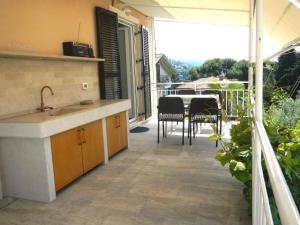 Apartments and Rooms Oražem Zoro