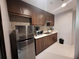 2BR Condo near IT Park Cebu and Ayala Cebu with WiFi