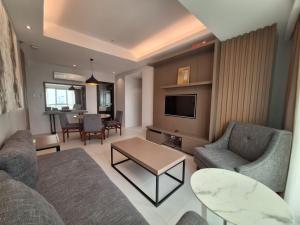 2BR Condo near IT Park Cebu and Ayala Cebu with WiFi
