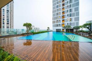 Tropical House at RiverGate