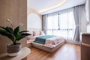 FantaSea condo Kamala 205