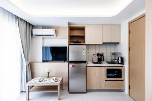 FantaSea condo Kamala 205