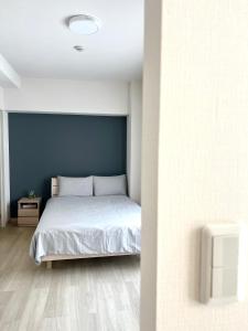 hotel gala city only 5 mins to Kokusai Street 24 square meters room