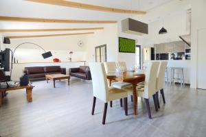 Maisons de vacances Les Galets, Enjoy Luberon Lifestyle : photos des chambres