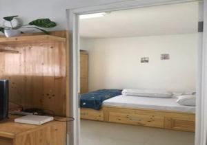 Laguna Room at Apartment Grand Sentraland Karawang