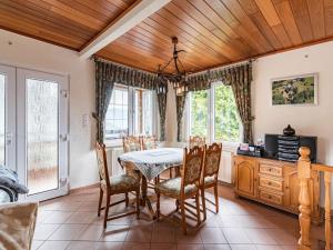 Panoramic Retreat in Thuringia
