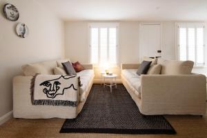 The Cottage, Mermaid Passage