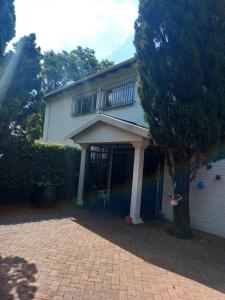 Bhattuta Halaal Mansion