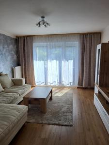 Apartment Karin, Eigener Eingang, 3 Schlafzimmer, Doppelcarport