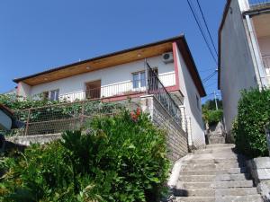 Apartments Anamarija