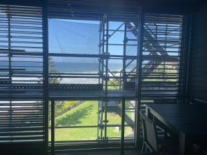 Luxury Couples Beachfront Escape - Newcastle Beach - Full Apartment