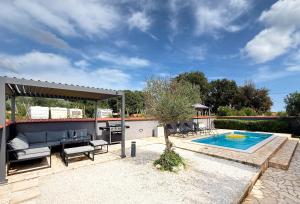 Villa Lara II with private pool