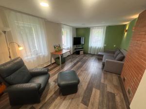 Rural Escape with Church View & Farm Eggs