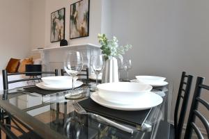 Cosy 1 Bedroom Flat near Fulham Broadway & West Kensington Station