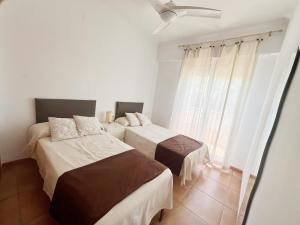 Charming duplex penthouse in Las Arenas beach