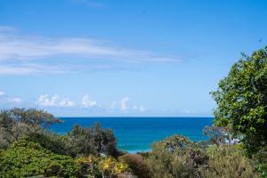 On Seabatical - 50m to Main Beach