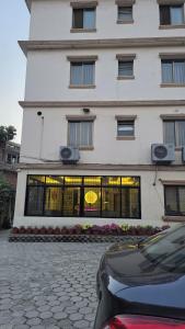 Aarya Wellness & Hostel