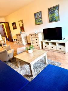 Pirin Golf Cozy Mountain Apartment with Views of Pirin & Rila