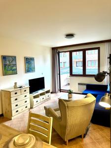 Pirin Golf Cozy Mountain Apartment with Views of Pirin & Rila