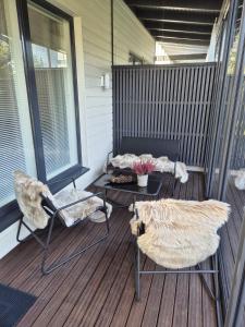 Arctic Circle Cozy Nest