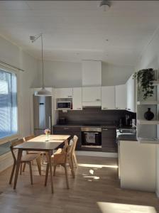 Arctic Circle Cozy Nest