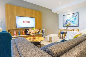 Sentral Saigon Avenue - D1mension & Zenity Complex, Infinity Pool & Gym Avaiable