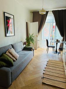 Old Town Riverside Haven