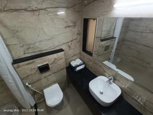 Hotel Raas Inn, New Hotel