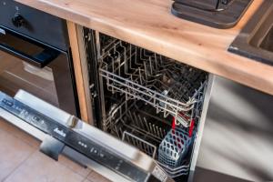 Osiedle Przyjaźni Deluxe Apartment by BookingHost