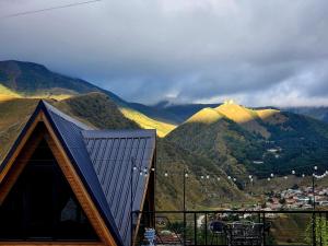 Magic Hut_Kazbegi
