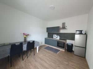 Pension,Ferien, Monteurwohnung , Unterkunft,Zimmer