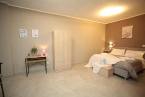 Guest Holiday Gambara 1 e 2